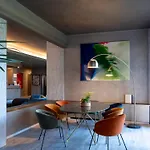 Embassy 3*