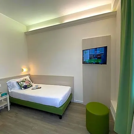 Embassy 3*