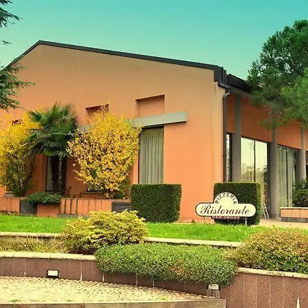Embassy 3*
