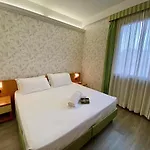 Embassy Hotel 3*