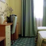 Hotel Embassy