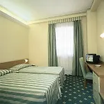 Hotel Embassy