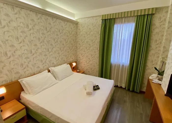 Embassy 3*