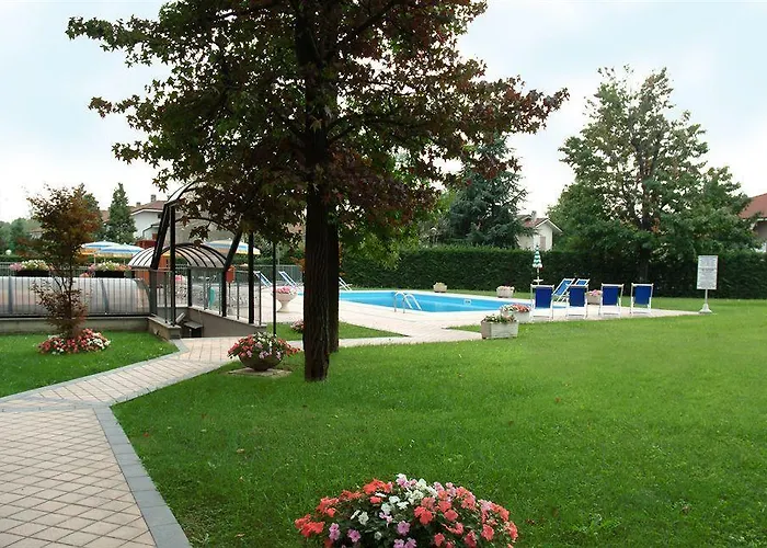Szálloda Embassy